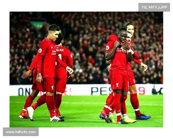 从战术安排与球队平衡角度解析小卢卡斯在巴黎长期担任替补的深层原因